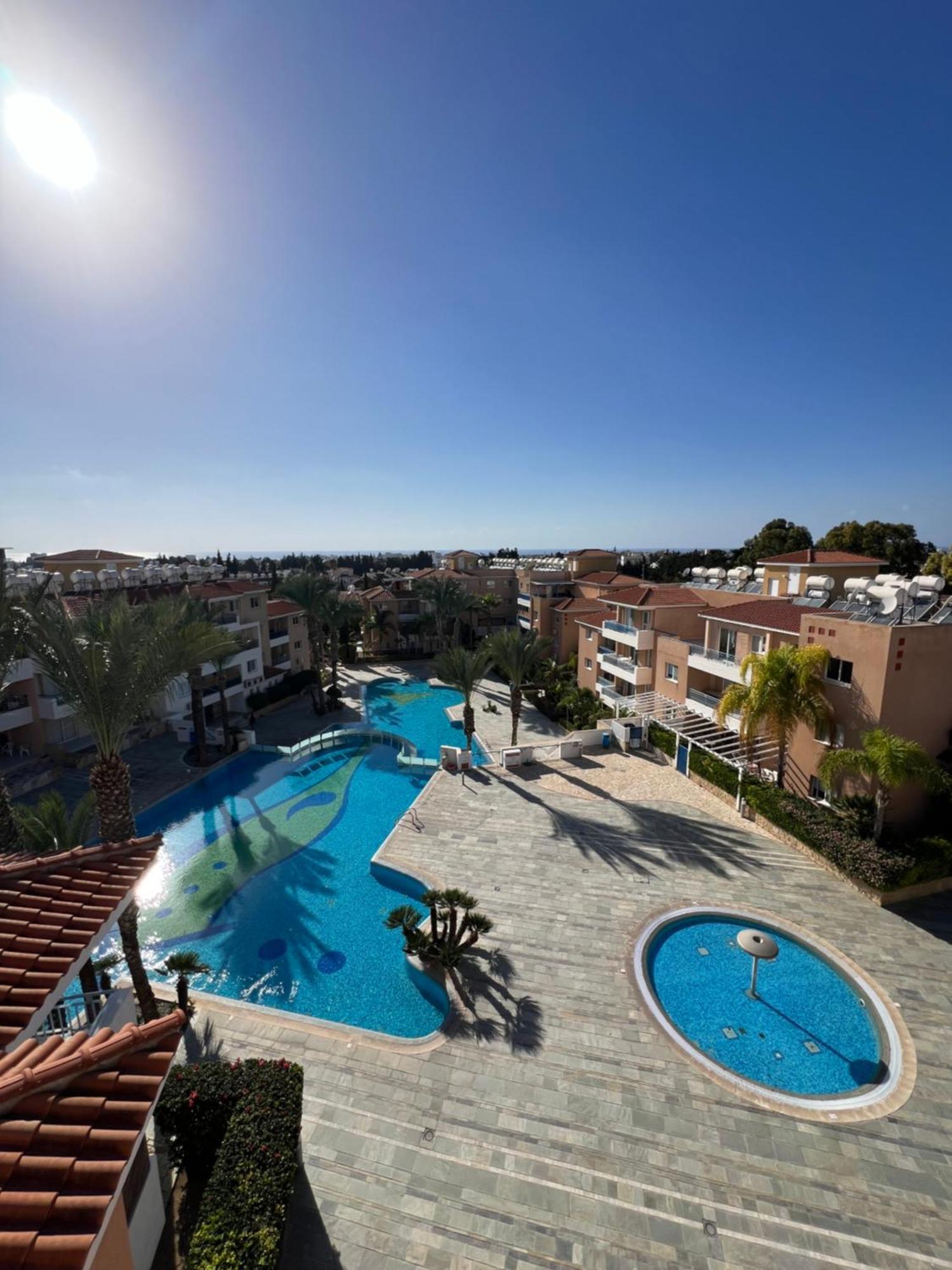Iris Village Grand Apartment Пафос Экстерьер фото